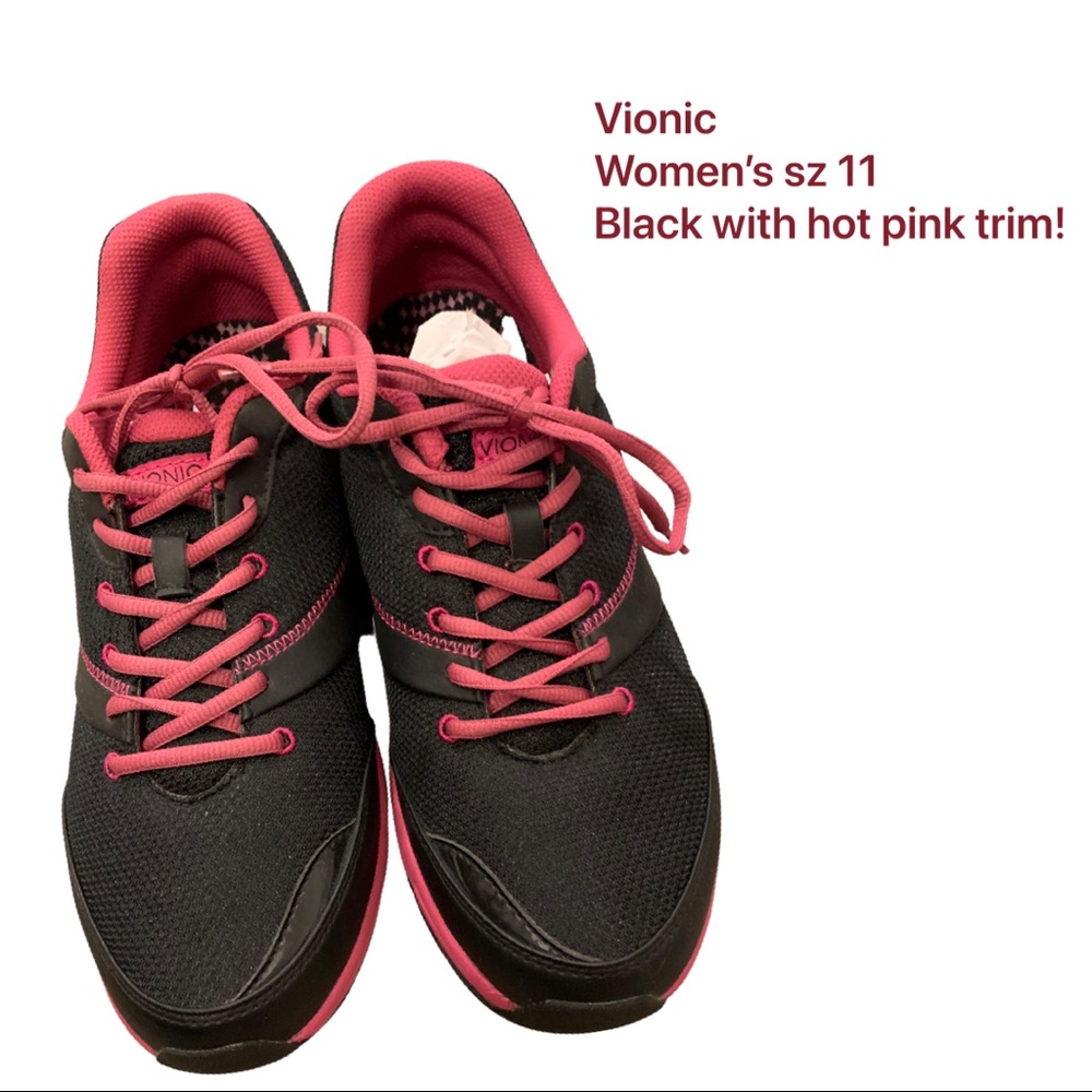Women’s Vionic 11M, NEVER worn, still in box, paid $109